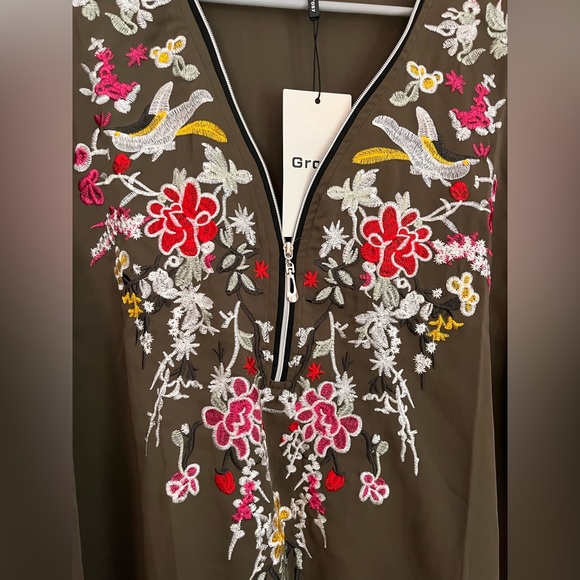 $55 Floral Embroidered V-Neck Boho Top - Olive Medium - Picture 4 of 6